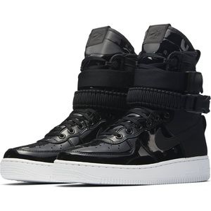 NIKE SF Air Force 1 High Top Sneaker (Women)